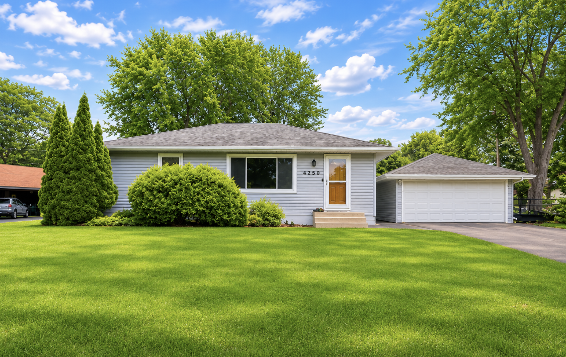 4250 Diamond Drive, Eagan, MN 55122 - #1