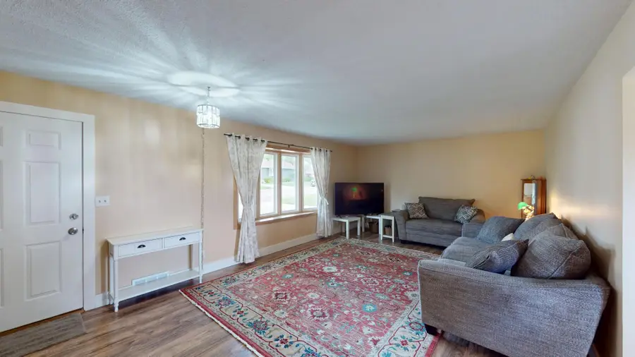 1402 Marie Avenue, Albert Lea, MN 56007 - #3