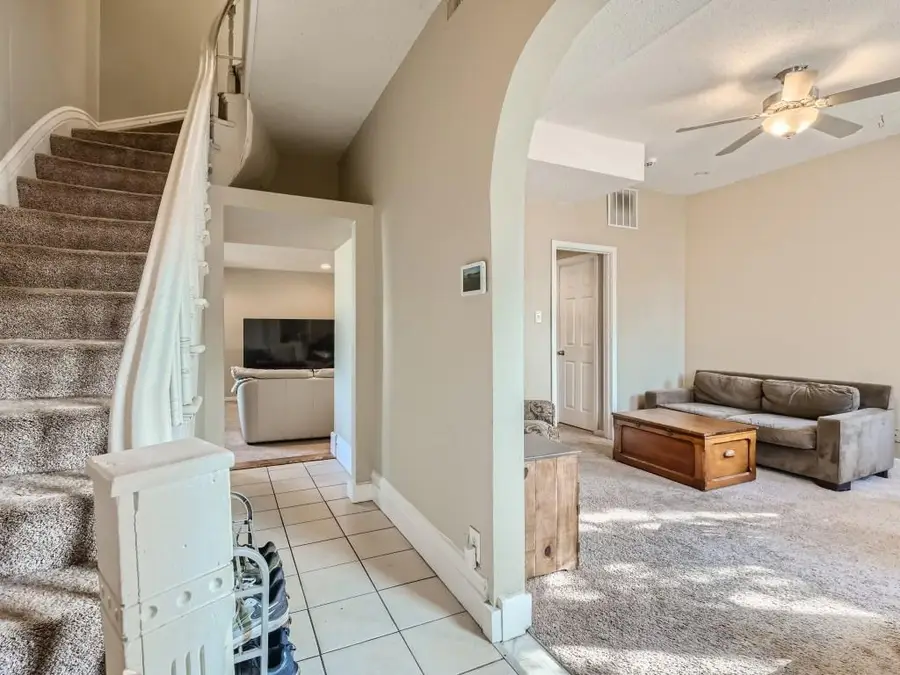 431 Goodhue Street, Saint Paul, MN 55102 - #2