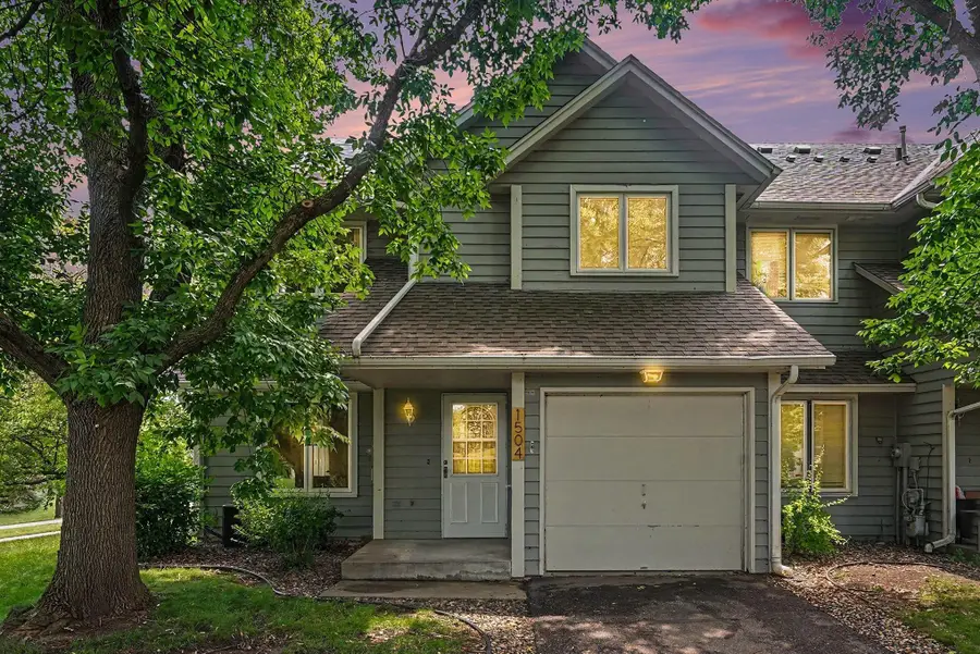 1504 Millpond Court, Chaska, MN 55318 - #2