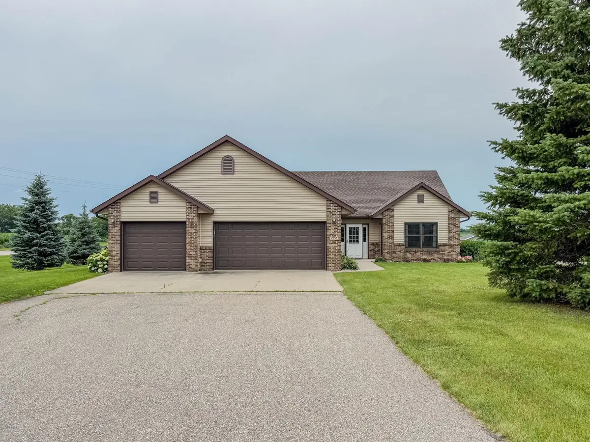 2953 9th Avenue Se, Willmar, MN 56201 - #1