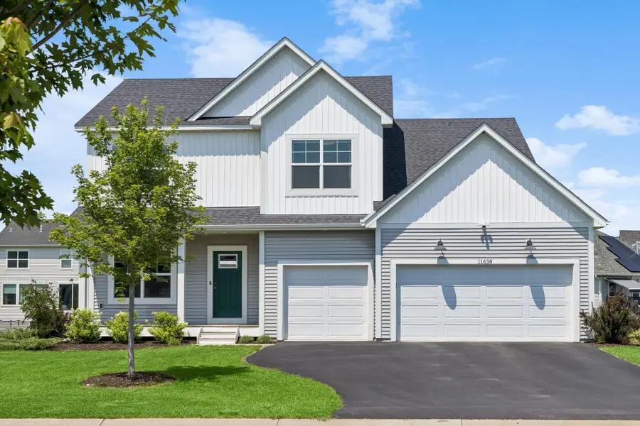 11638 35th Street N, Lake Elmo, MN 55042 - #2