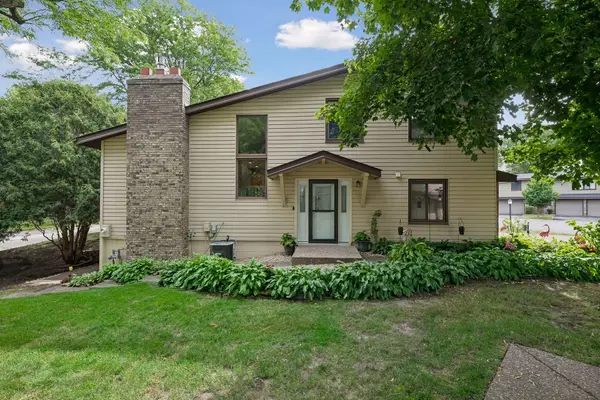 5722 Hyland Courts Drive, Bloomington, MN 55437