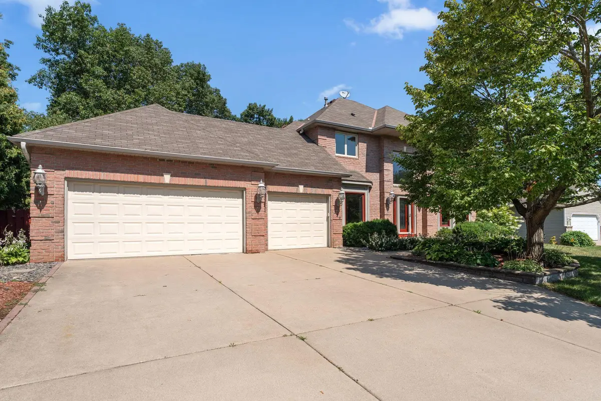 339 Oak Ridge Drive, Vadnais Heights, MN 55127 - #1