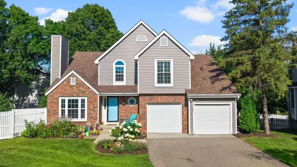 11107 Rhode Island Avenue S, Bloomington, MN 55438