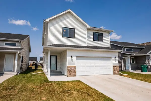 6373 Saint Ann Avenue, Horace, ND 58047