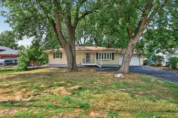4825 Hodgson Connection, Shoreview, MN 55126