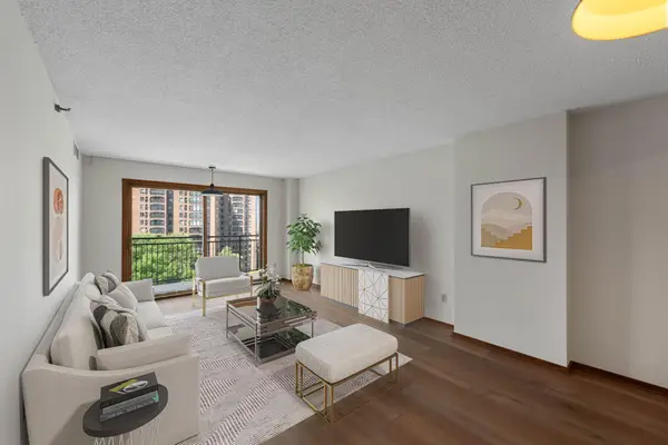 1225 Lasalle Avenue #1106, Minneapolis, MN 55403