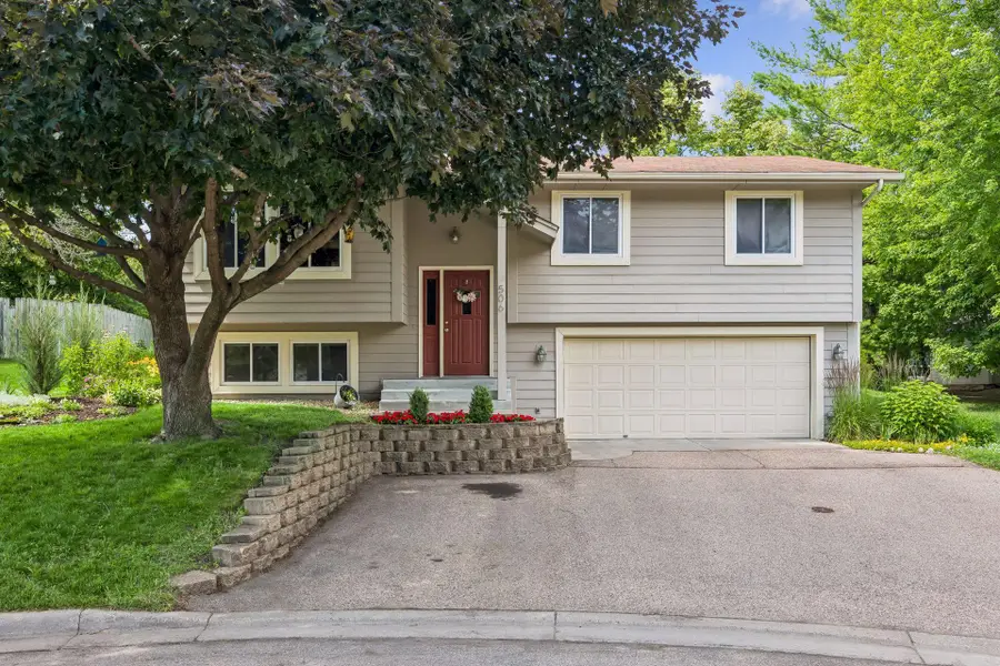 506 Laredo Lane, Chanhassen, MN 55317 - #2