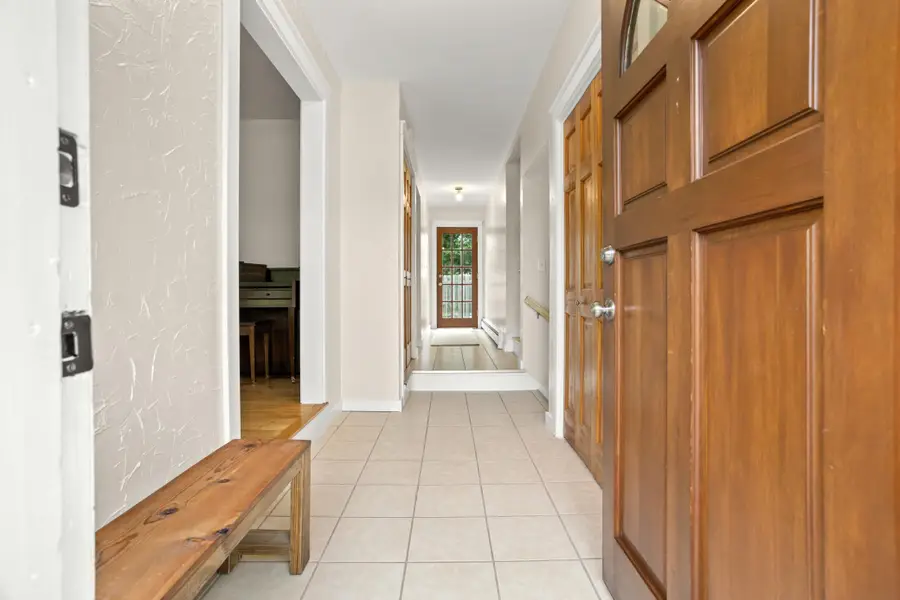 210 29th Avenue N, Fargo, ND 58102 - #2