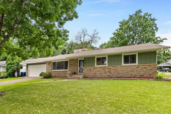 7358 Symphony Street Ne, Fridley, MN 55432