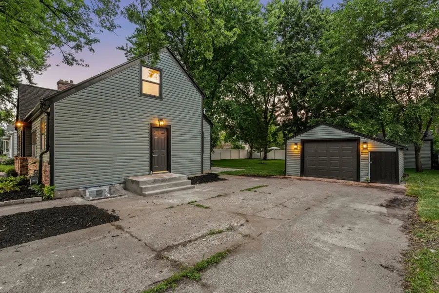 7315 Oakland Avenue, Richfield, MN 55423 - #2