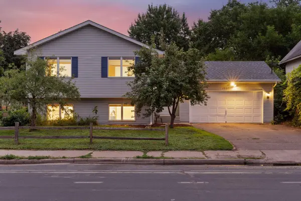 1855 Monroe Street Ne, Minneapolis, MN 55418