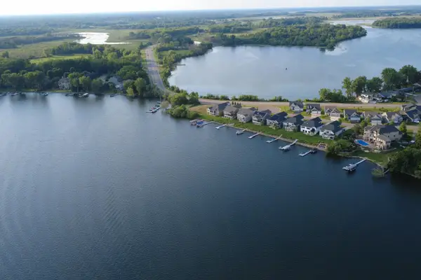 7196 Lavalle Drive, Hugo, MN 55038