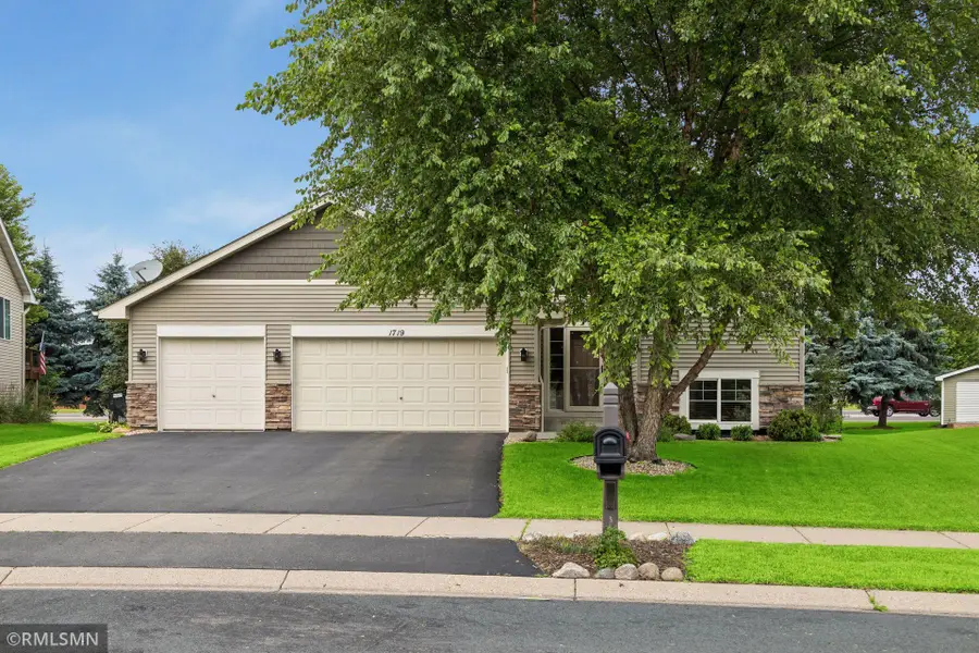 1719 Gotland Lane, Shakopee, MN 55379 - #2