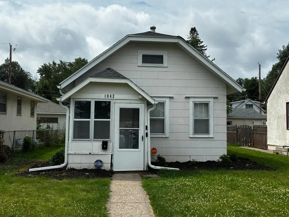 1842 Arlington Avenue E, Saint Paul, MN 55119 - #1