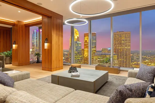 255 Hennepin Avenue #3505, Minneapolis, MN 55401