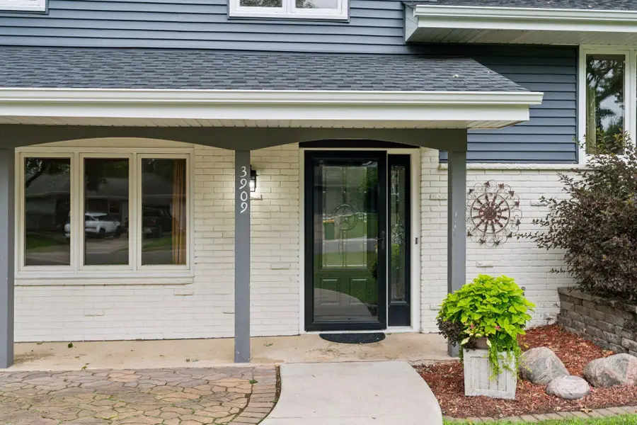 3909 Xylon Avenue N, New Hope, MN 55427 - #2