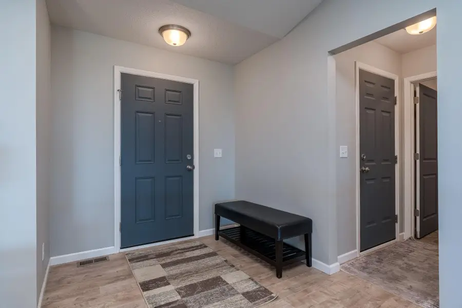 1000 Mulberry Avenue Ne, Montgomery, MN 56069 - #2