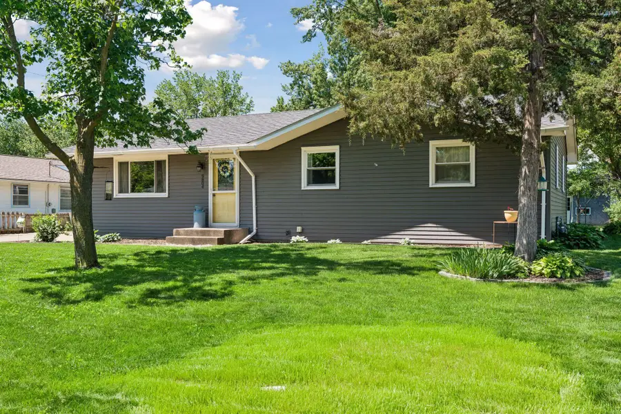 9804 5th Street Ne, Blaine, MN 55434 - #2
