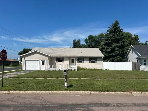 137 Maple Street, Tyler, MN 56178