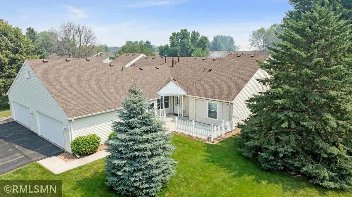 1522 4th Avenue E, Shakopee, MN 55379 - #1