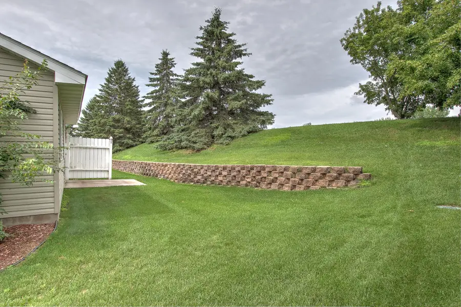 2160 Cleveland Lane S, Cambridge, MN 55008 - #2