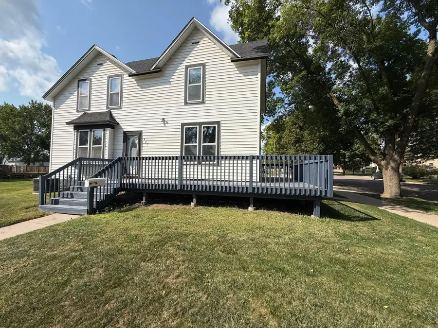 400 Walnut Street Sw, Sleepy Eye, MN 56085 - #3