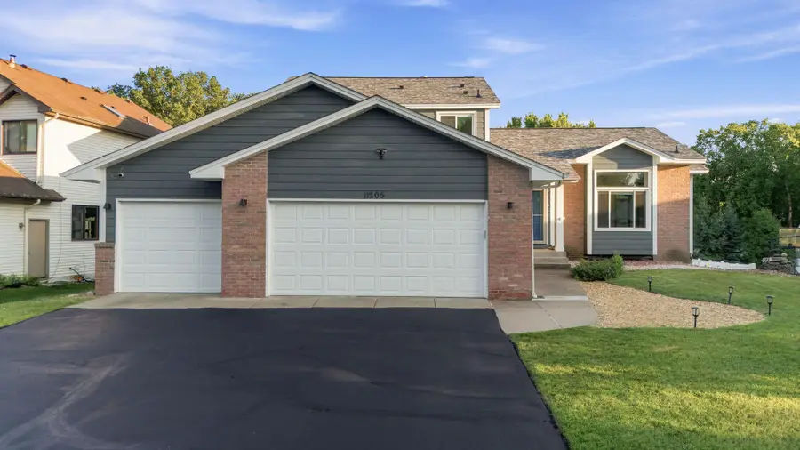 11205 72nd Avenue N, Maple Grove, MN 55369 - #2