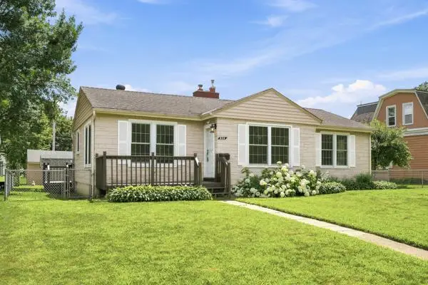 928 2nd Avenue E, Shakopee, MN 55379 - #2