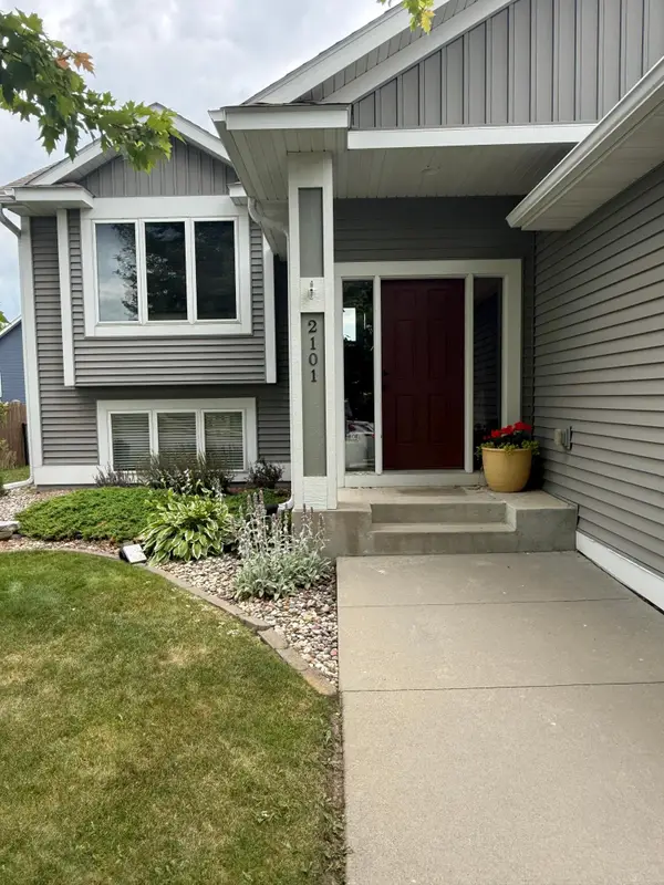 2101 Starburst Drive Sw, Rochester, MN 55902