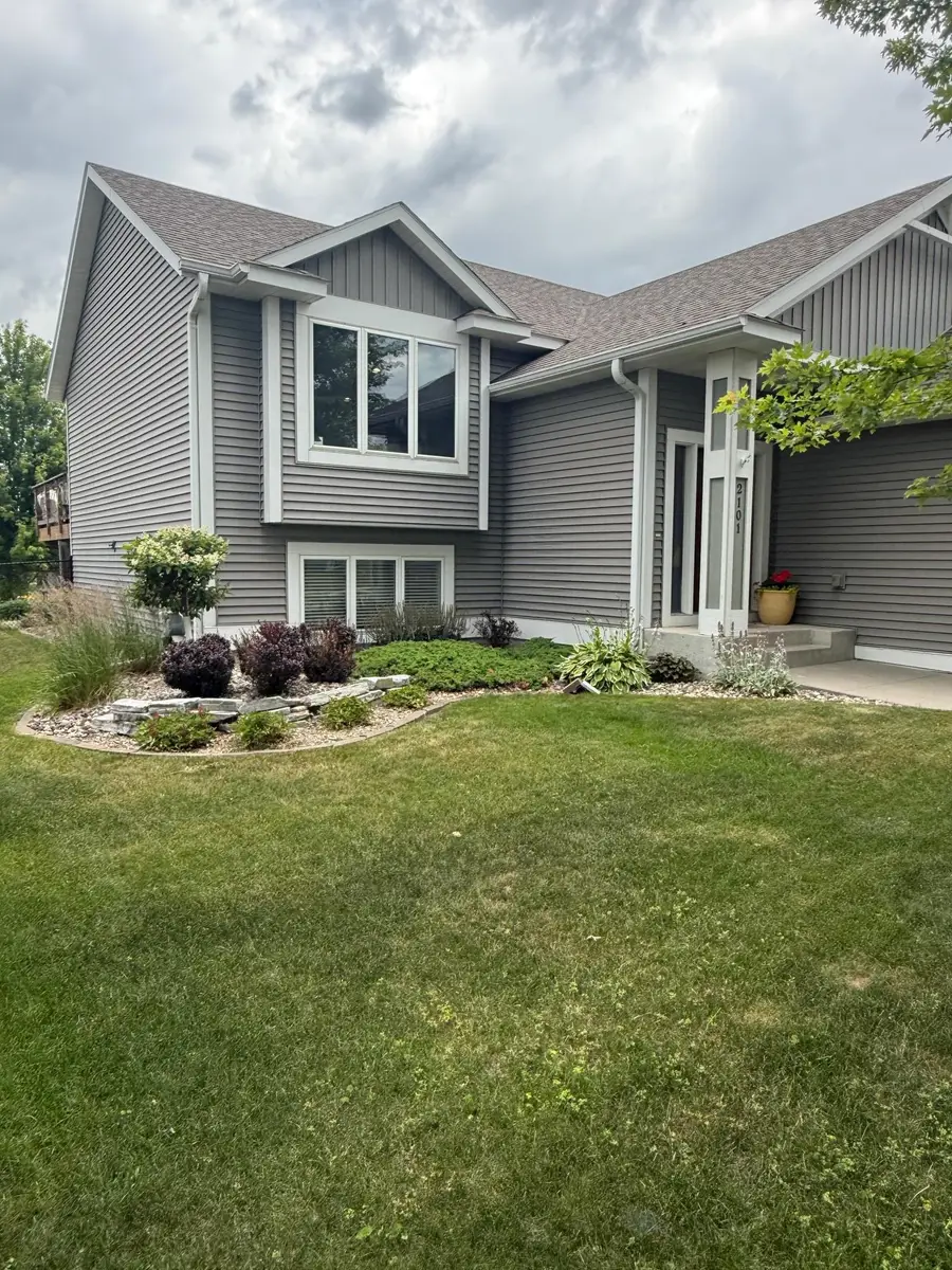 2101 Starburst Drive Sw, Rochester, MN 55902 - #2