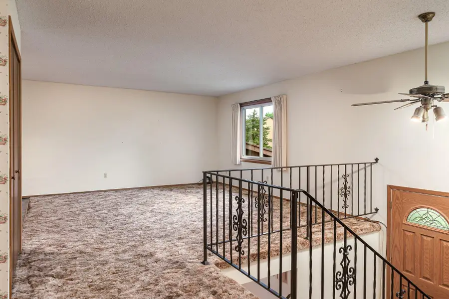 705 S 14th Street, La Crescent, MN 55947 - #2