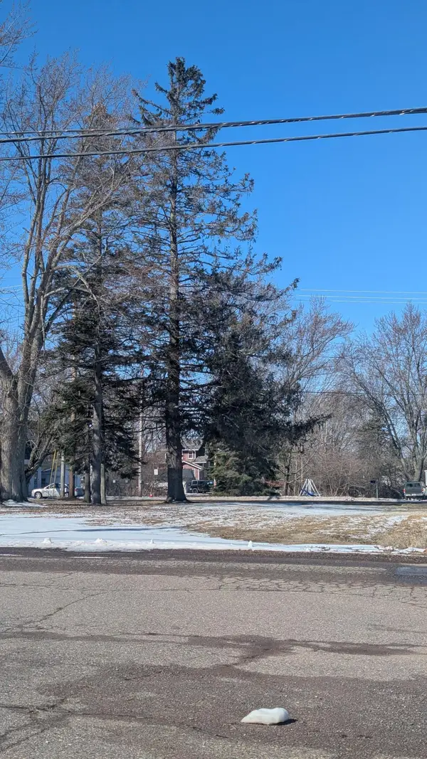 6348 H C Andersen Alle, Askov, MN 55704