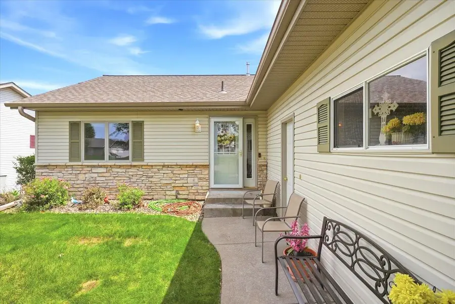 1022 W Ridge Court #38, New Richmond, WI 54017 - #3