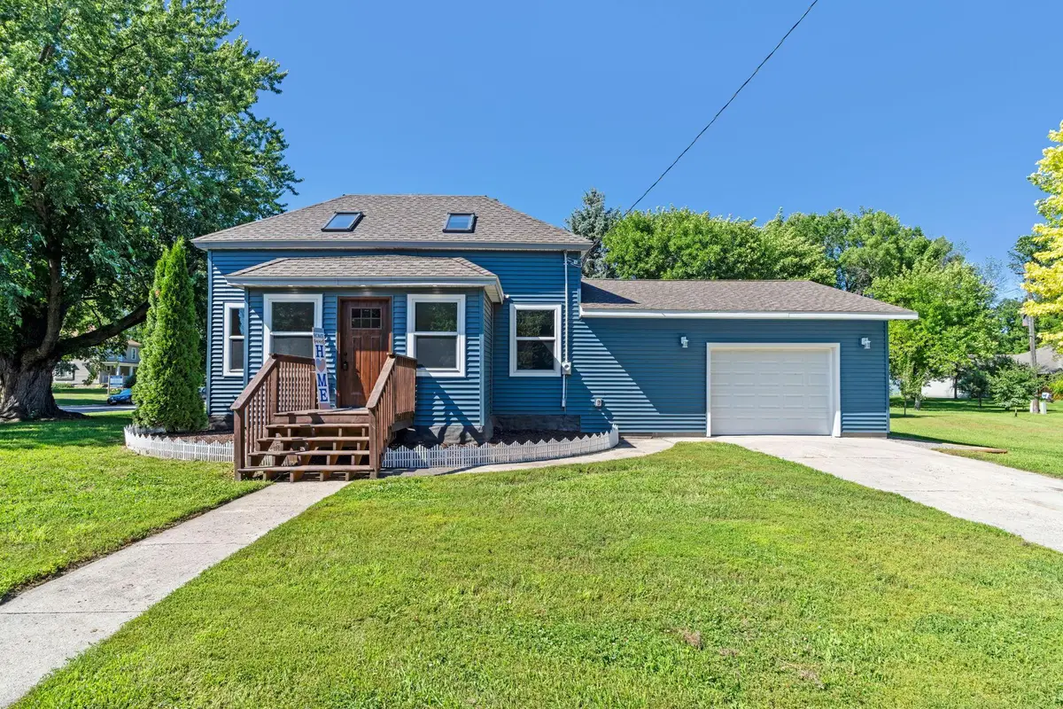 451 Birch Avenue W, Hector, MN 55342 - #1