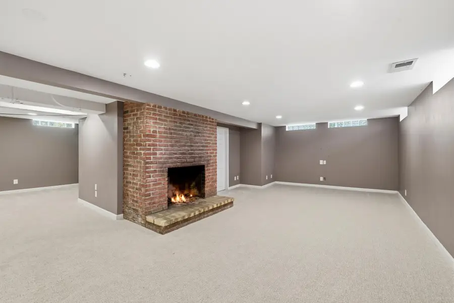 3131 Parkview Boulevard, Robbinsdale, MN 55422 - #3