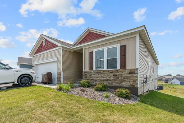 10112 188th Avenue Nw, Elk River, MN 55330