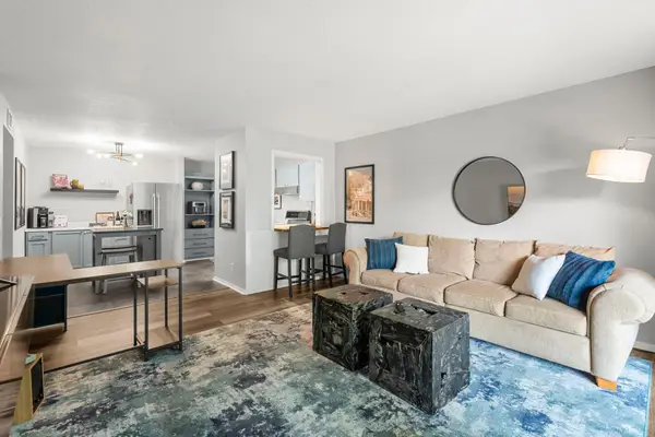 4120 Parklawn Avenue #231, Edina, MN 55435