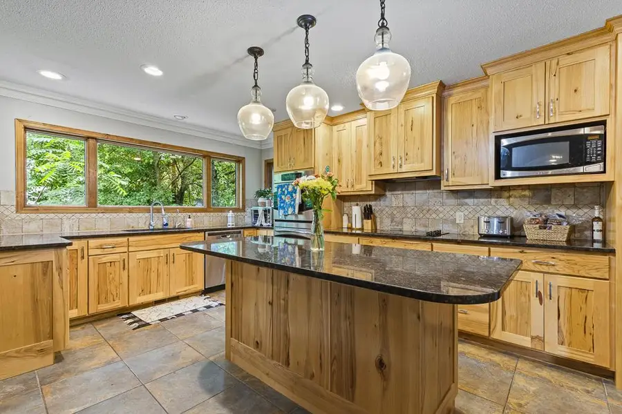 709 Sunrise Boulevard, Redwood Falls, MN 56283 - #3