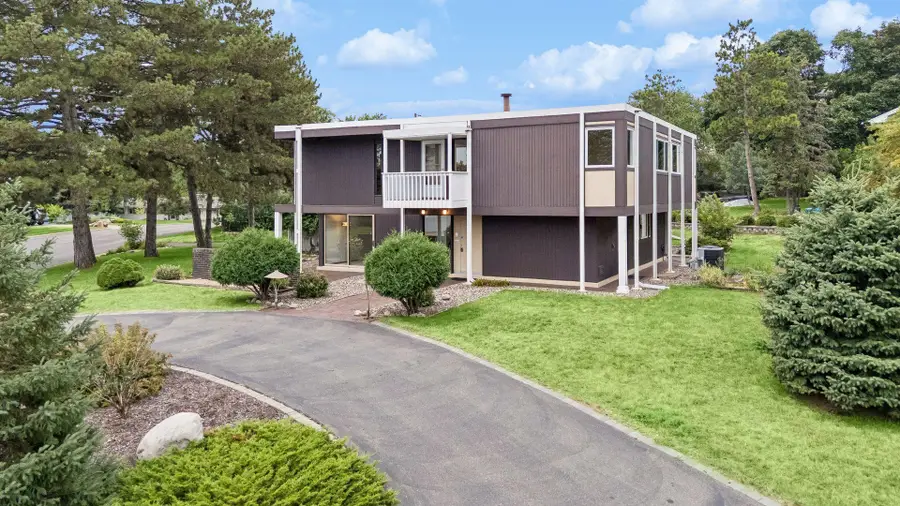 1676 Virginia Avenue S, Saint Louis Park, MN 55426 - #2