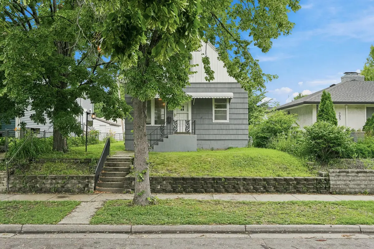 799 Watson Avenue, Saint Paul, MN 55102 - #1