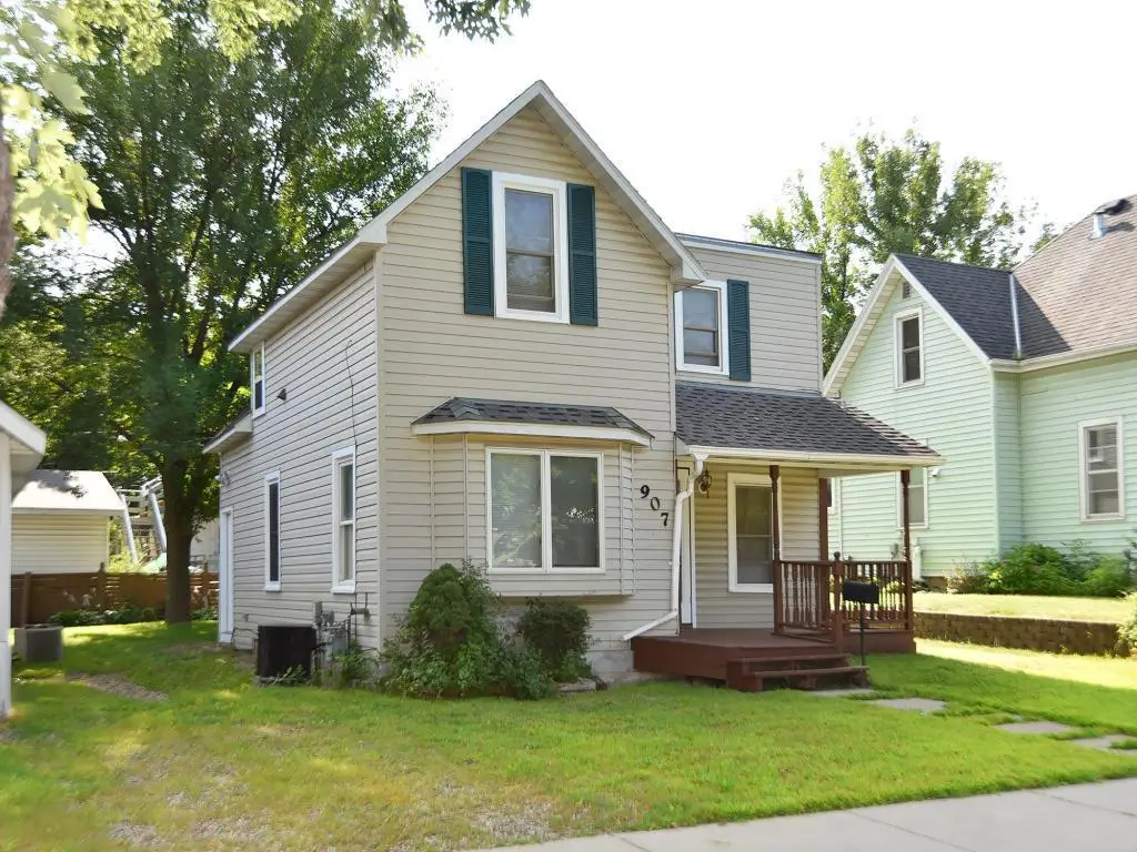 907 2nd Avenue Nw, Faribault, MN 55021 - #1