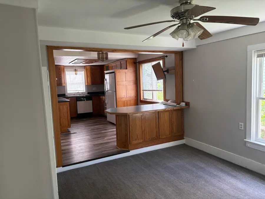 907 2nd Avenue Nw, Faribault, MN 55021 - #2