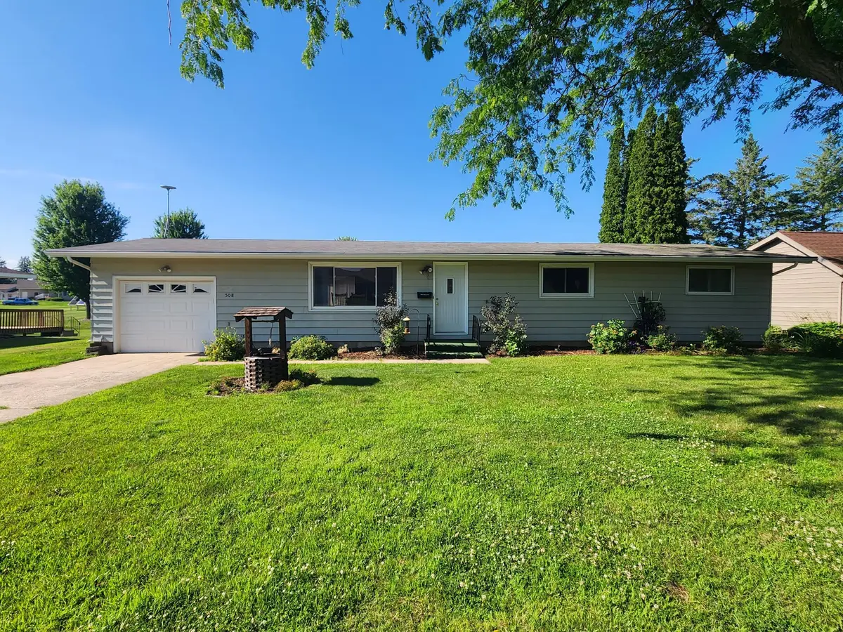 508 NW Lincoln Street, Adams, MN 55909 - #1