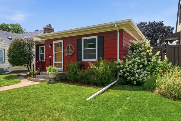 5752 23rd Avenue S, Minneapolis, MN 55417
