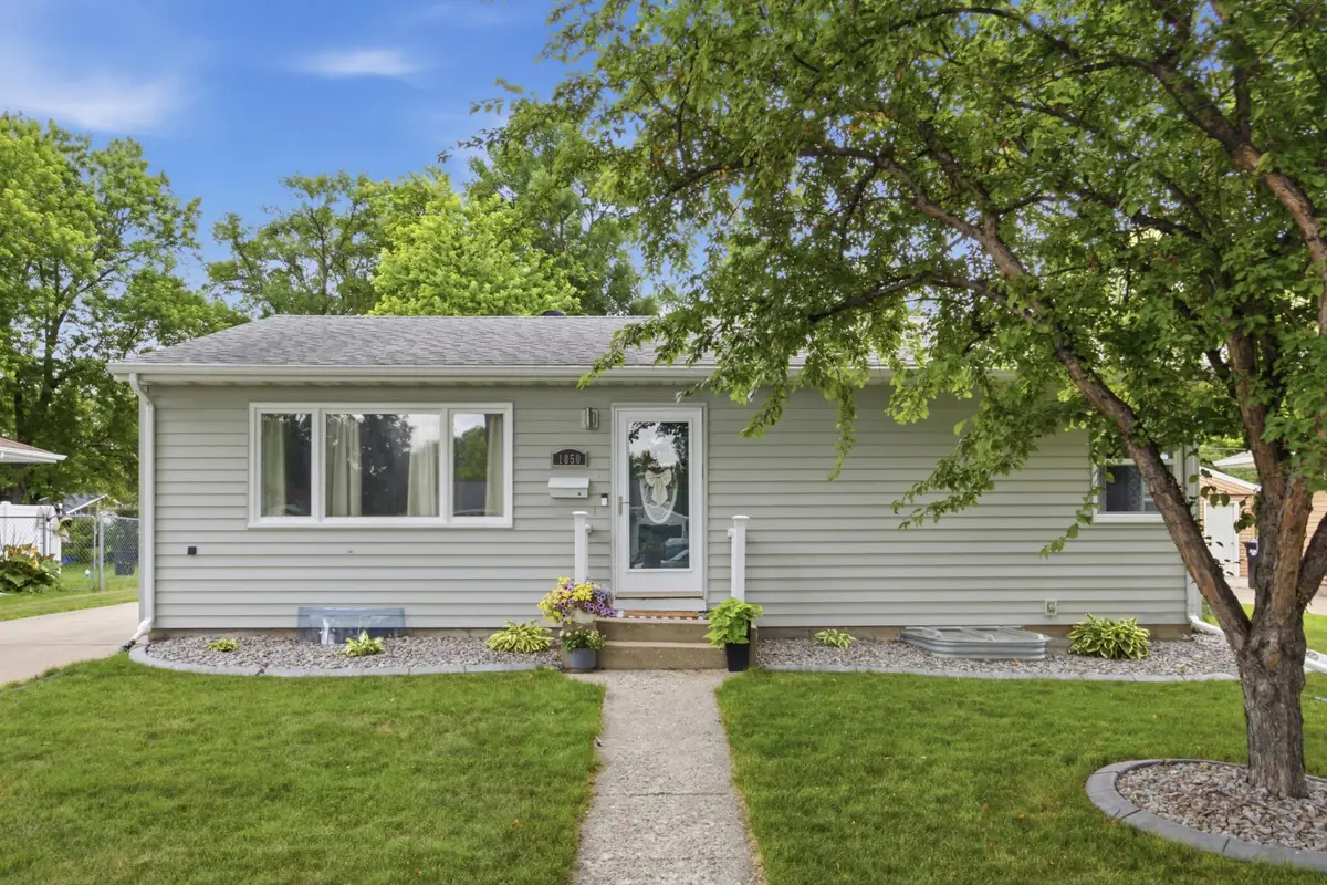 1850 16th Street S, Fargo, ND 58103 - #1