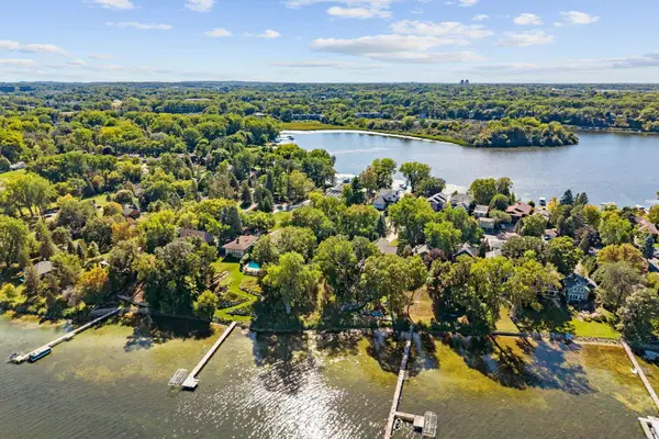 168 Peninsula Road, Medicine Lake, MN 55441