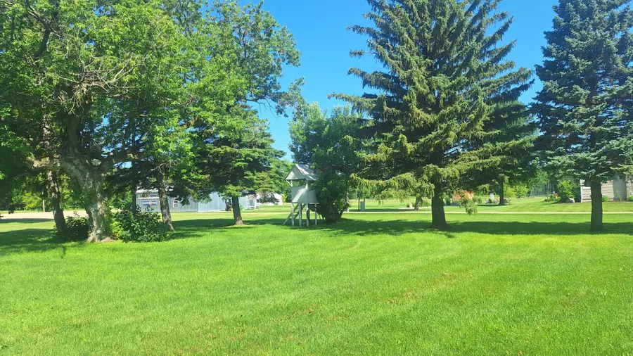 114 Lincoln, Bathgate, ND 58216 - #2