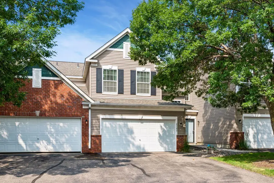 2782 Spy Glass Drive, Chaska, MN 55318 - #2